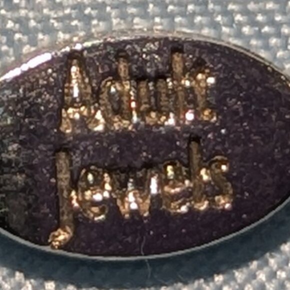 $3 with Bundle ~ Amethyst Crystal Point Necklace with Seahorse Charm 5115 - Picture 4 of 5